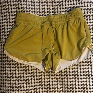 Lululemon Reversible Shorts Size 8